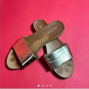 Gold strapped flats 🤎💛​​​​​​​​​​​​​​​​​​​​​​​​​